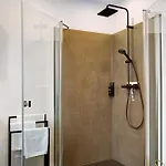 Schoenauer Hof - Rosalie Apartament *