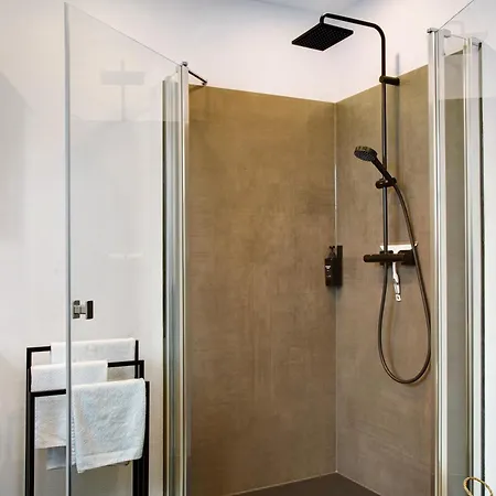 Schoenauer Hof - Rosalie Appartement *