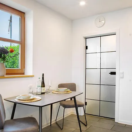 Apartament Schoenauer Hof - Rosalie Pasawa