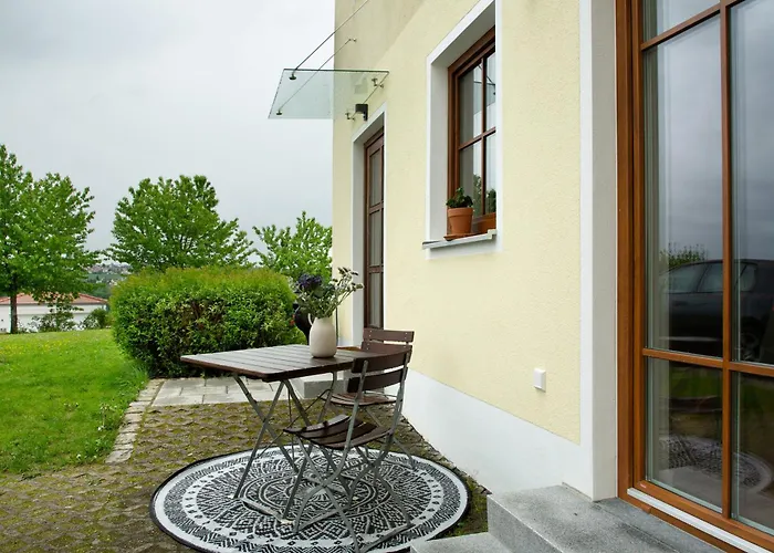 Schoenauer Hof - Rosalie